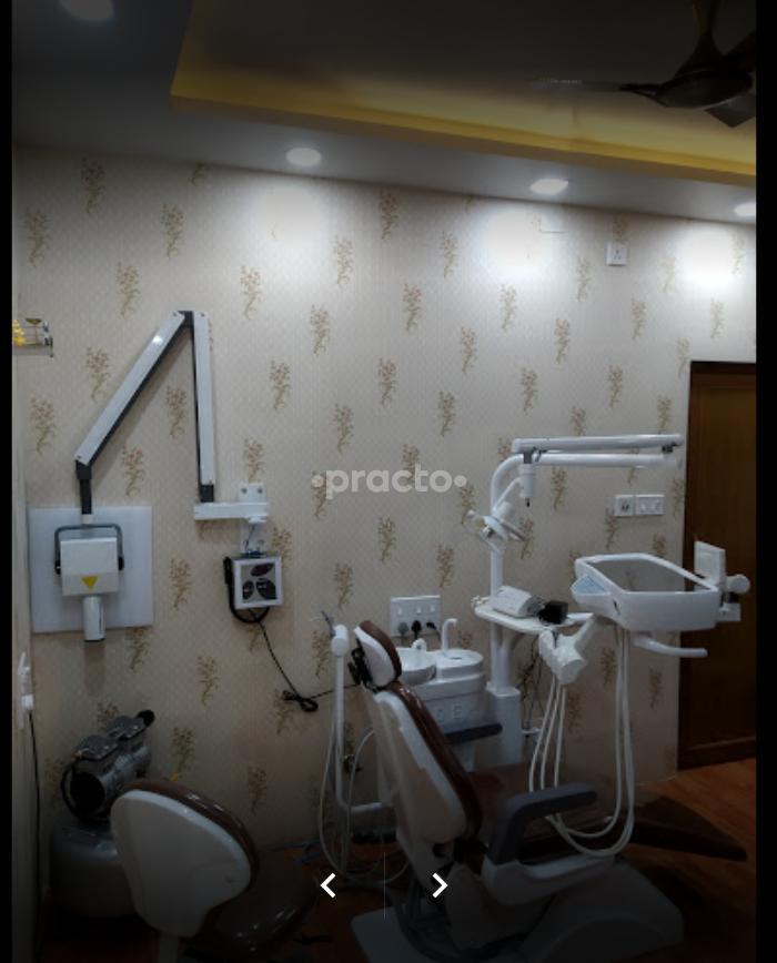 Consultation Room at Thakurpukur Dental Clinic  Thakurpukur Kolkata