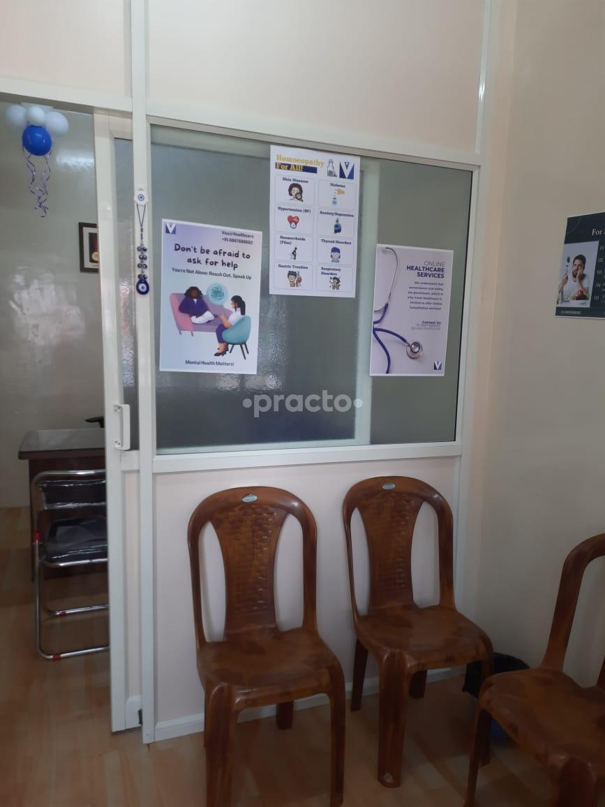 Waiting Area at Vaasi Healthcare Mathikere - BEL Bangalore