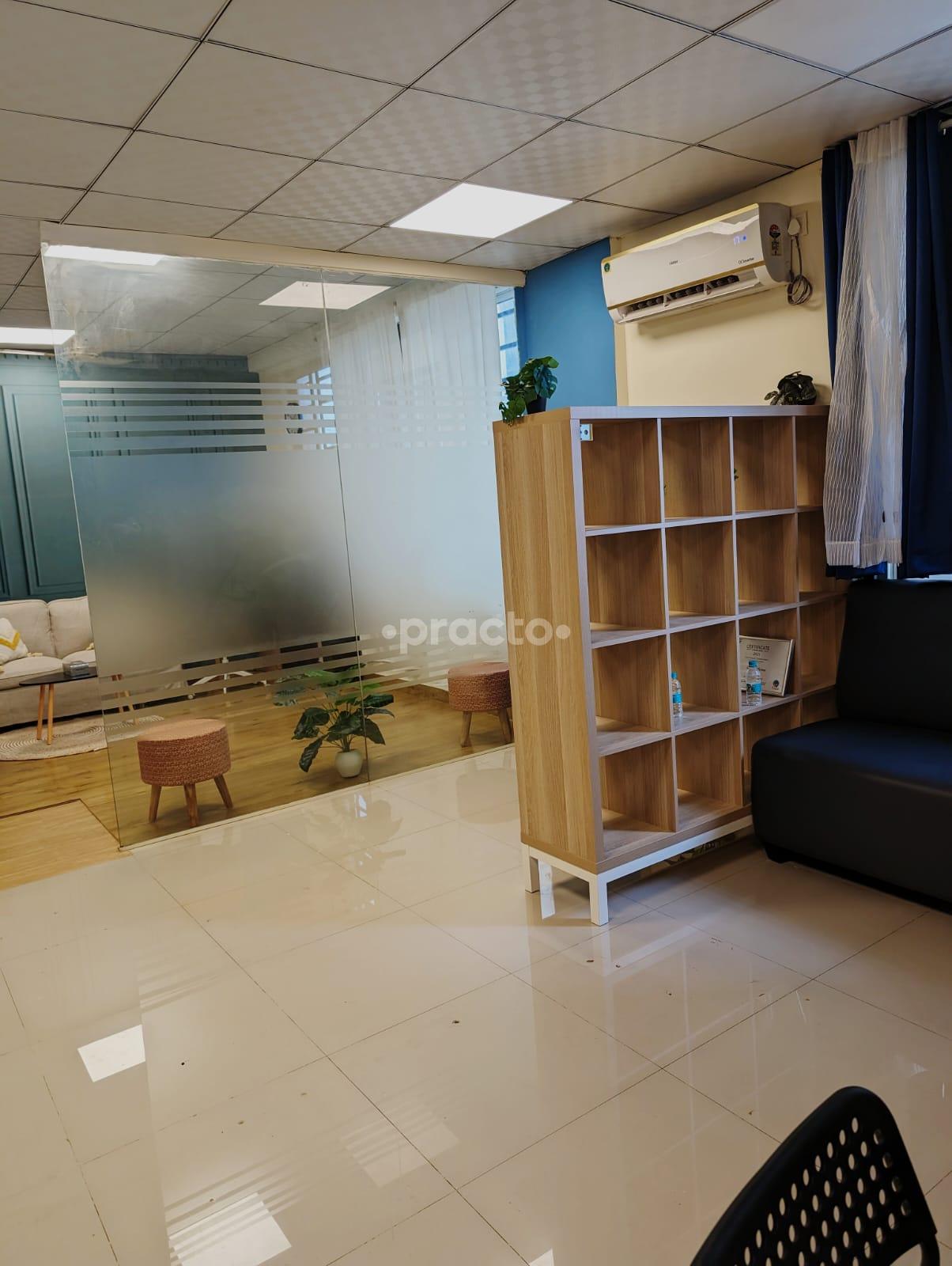 Waiting Area at Reflections 'N' You Counselling & Mental Wellbeing Services Sahakaranagar Bangalore