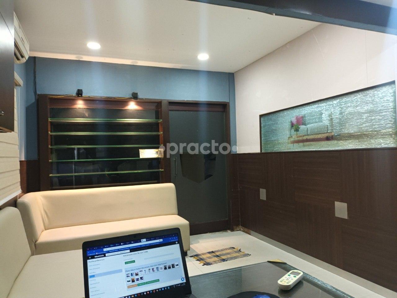 Reception Area at Jayanth Acupuncture Clinic Anna Nagar Chennai