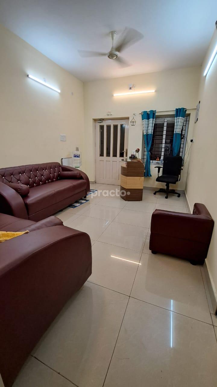 Waiting Area at Dr. Wahaab's Pranic Acupuncture Thiruvanmiyur Chennai