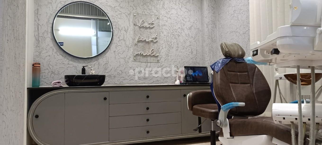Consultation Room at Dentiva Dental Sushant Lok I Gurgaon