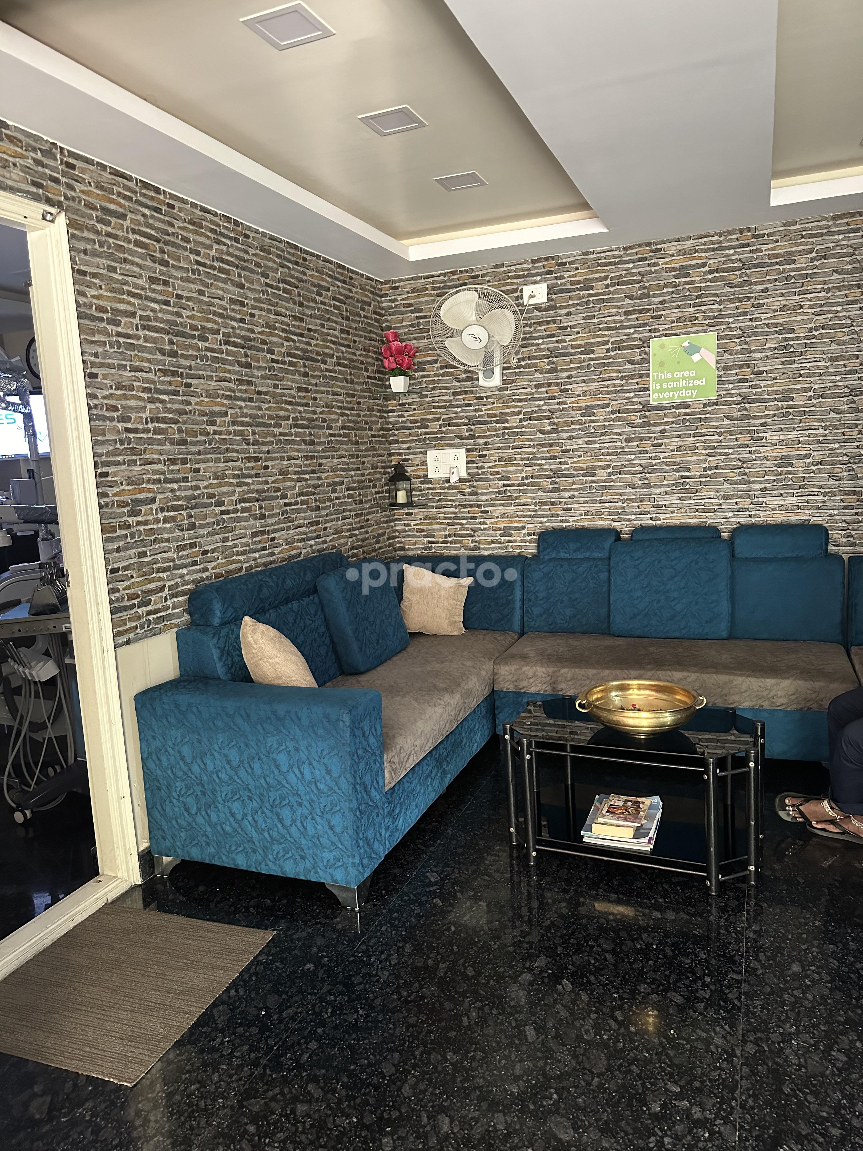 Waiting Area at Medella Homoeo Clinic   Yeshwanthpur Bangalore