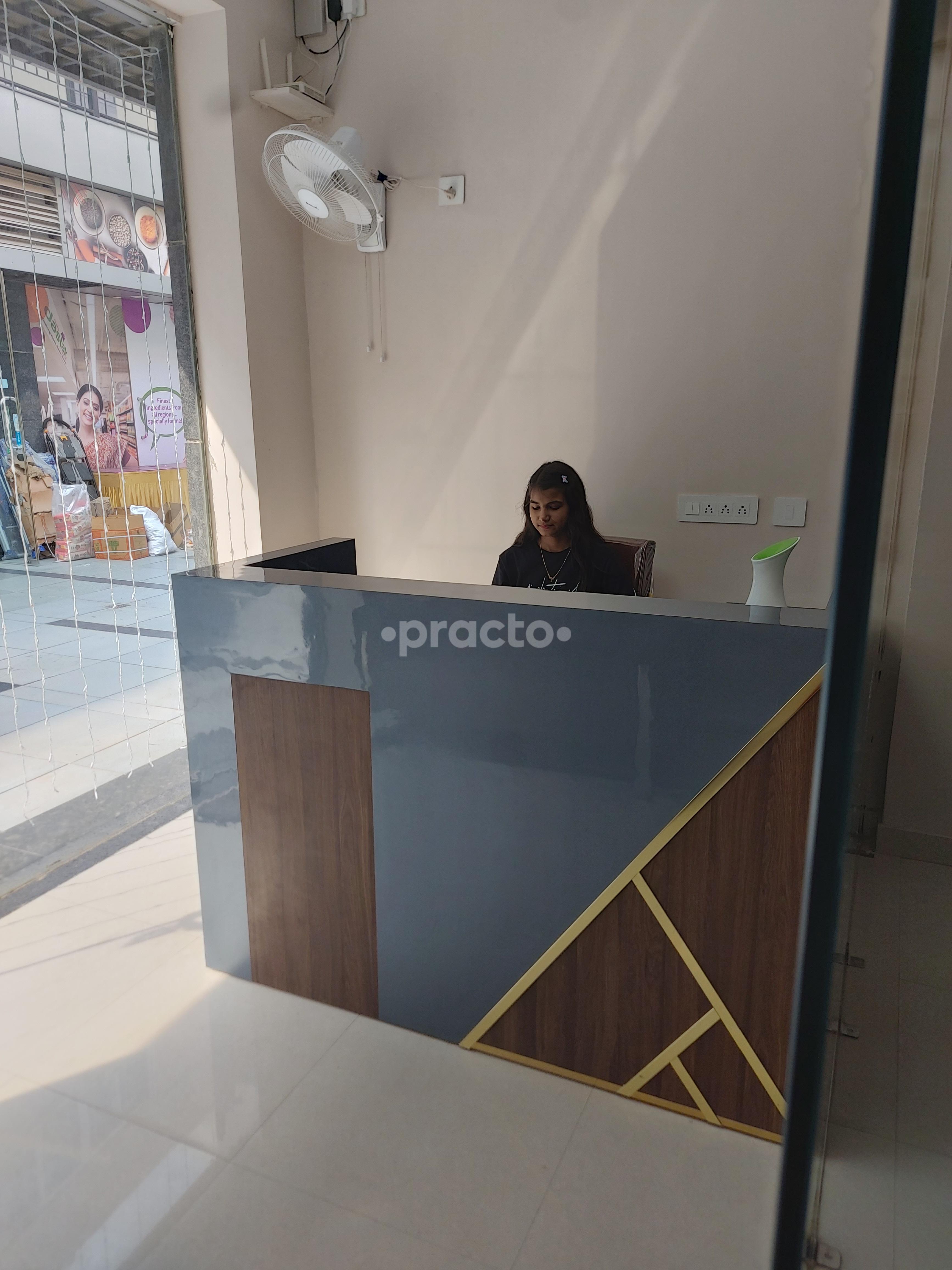 Reception Area at Swadanta Your Family Dentist Gurgaon Sector 51 Gurgaon