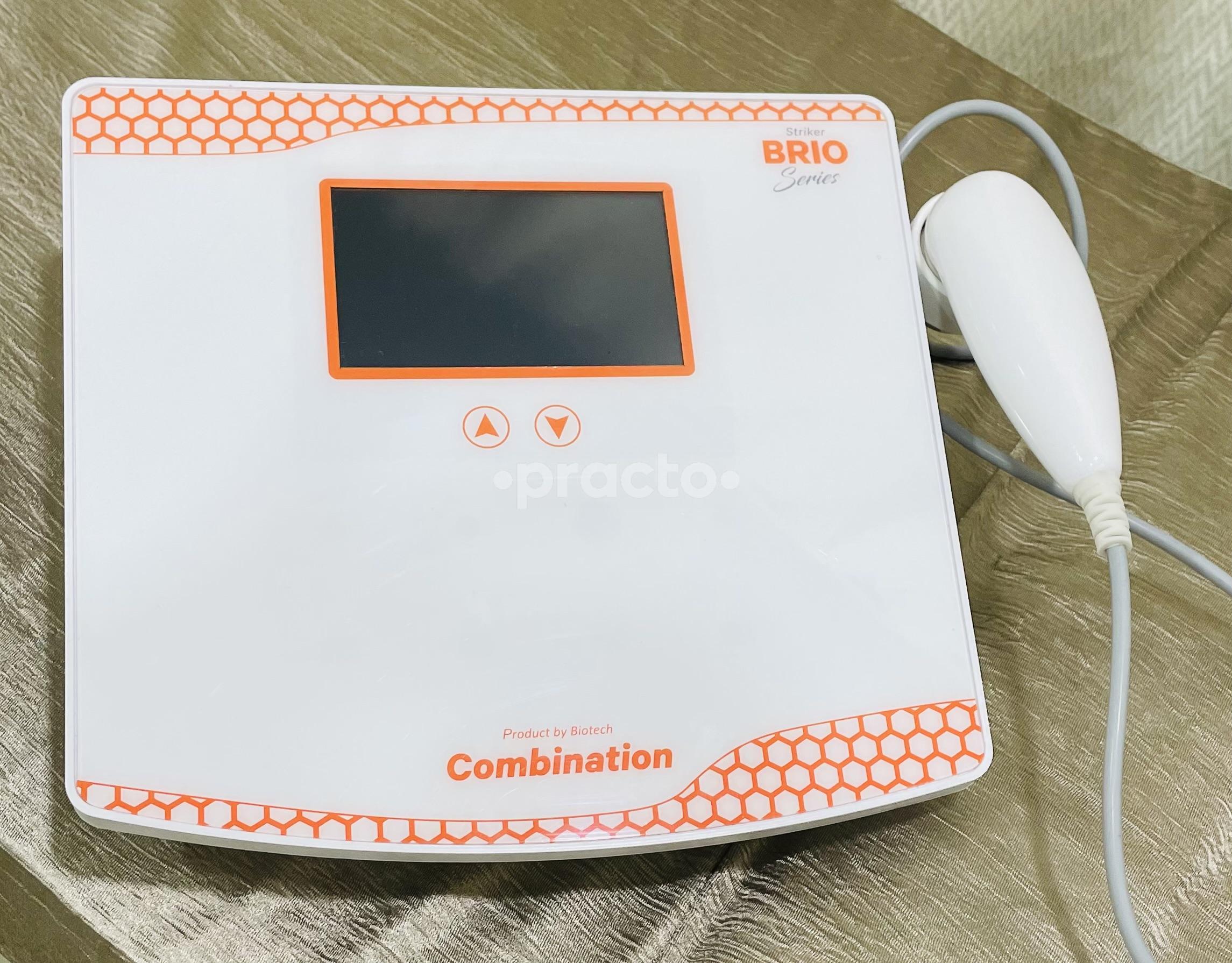 Equipments at Dr. Zoya's Shaffi Physiotherapy Clinic Thane West Thane