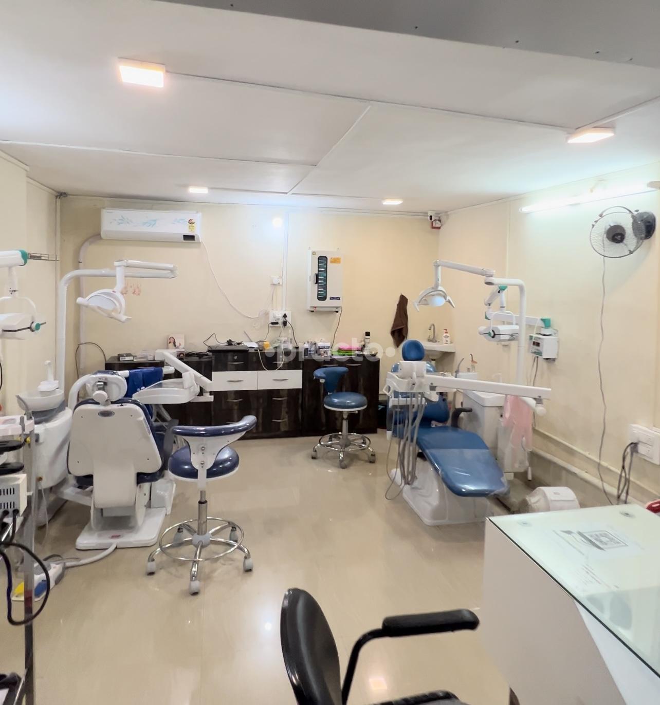 Consultation Room at Prakriti's Dental Care Pimple Saudagar Pune