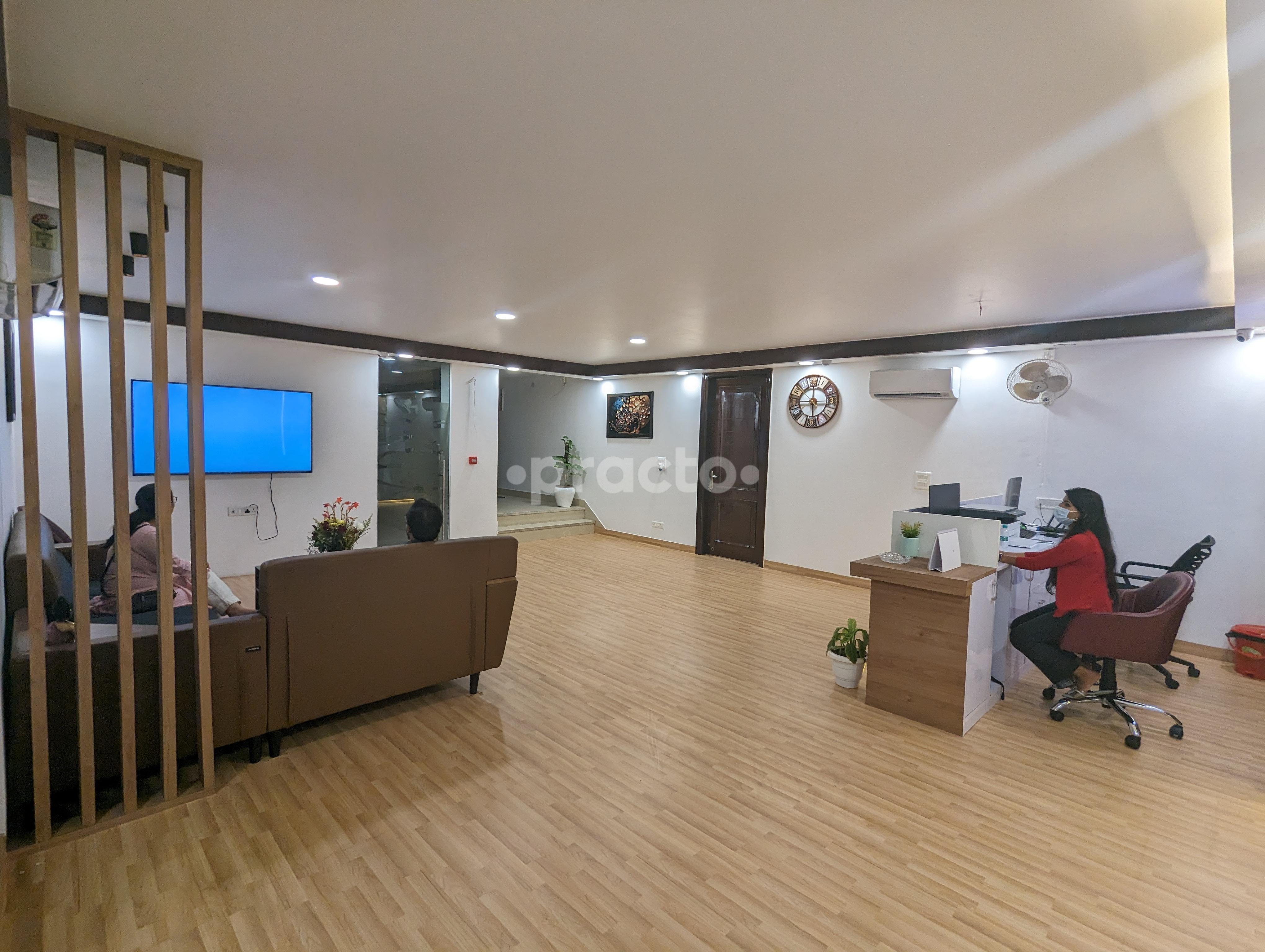 Reception Area at Dermaiims: Dr from AIIMS Safdarjung Enclave Delhi