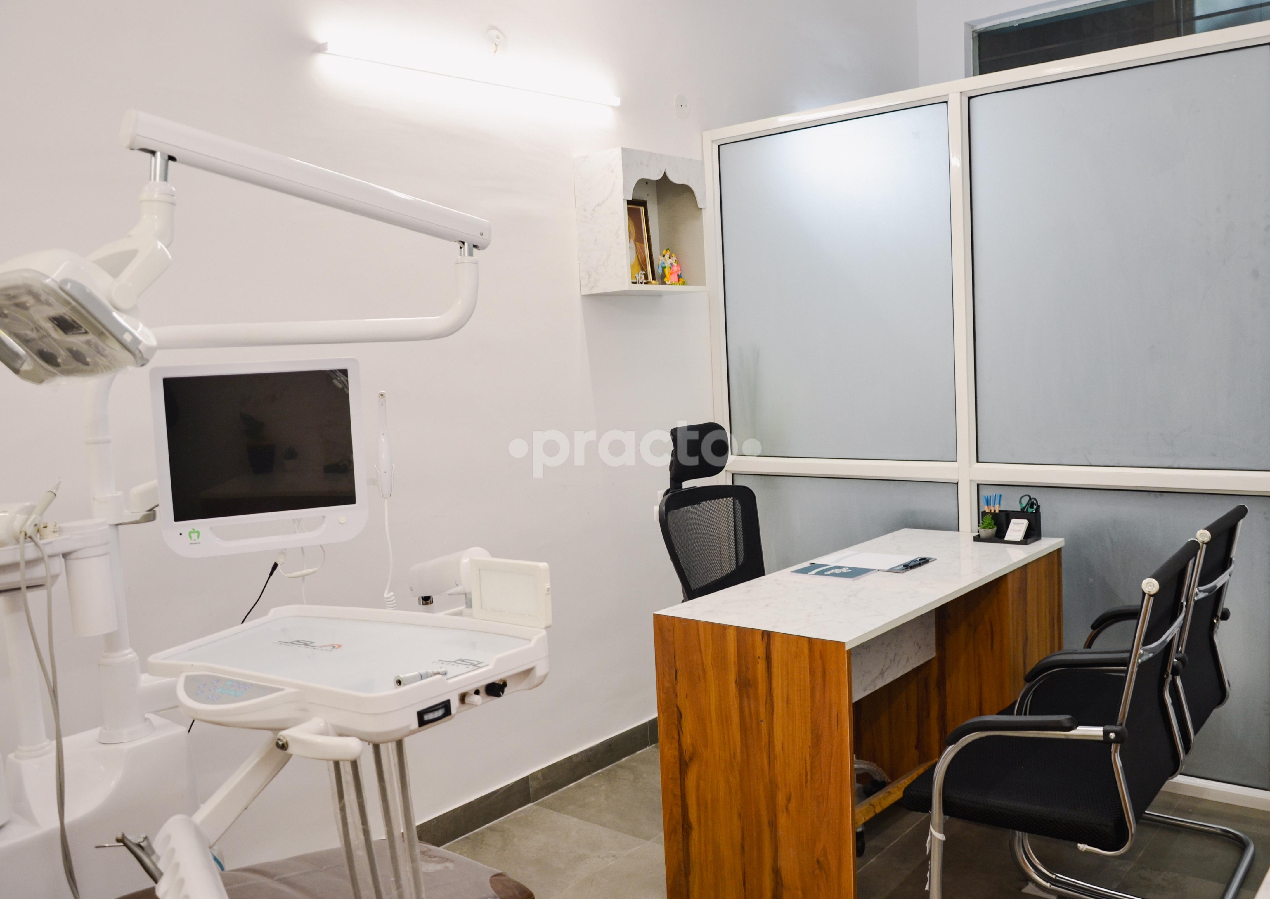 Equipment Area at Smmylo Dental And Implant Care Gurgaon Sector 56 Gurgaon