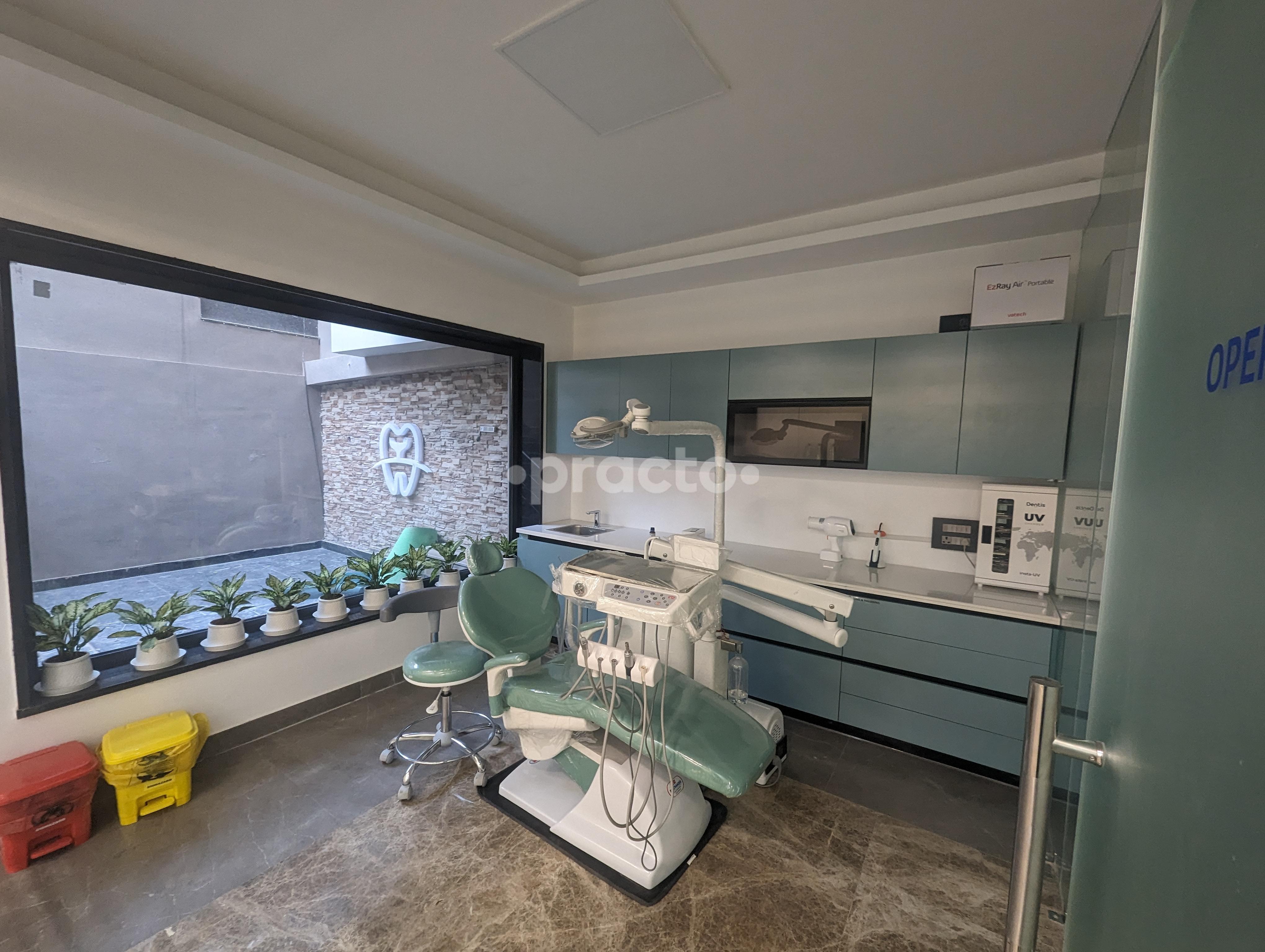 Operation Room at Orcadent Multi-Speciality Dental Clinic & Implant Center DLF Phase III Gurgaon