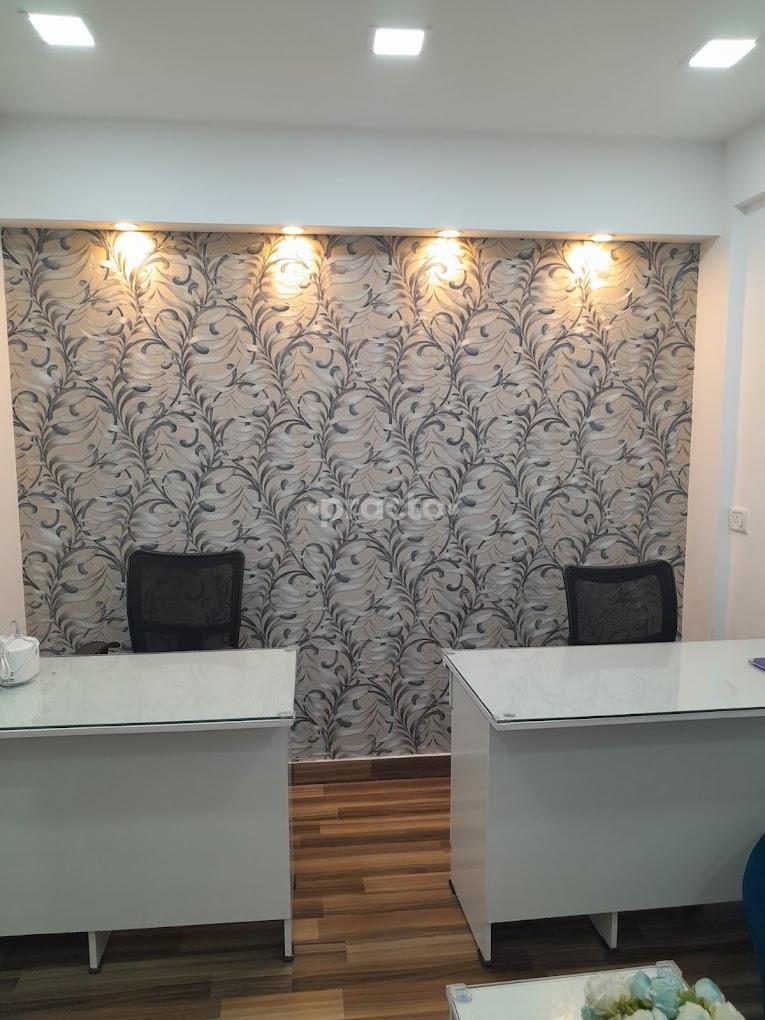 Reception Area at Globe Mediclinic DLF Phase IV Gurgaon