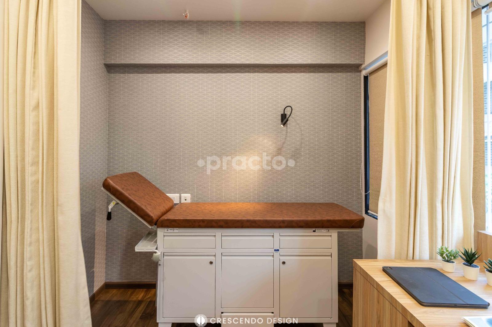 Reception Area at MetaHeal-Laparoscopy and Bariatric Surgery Center Andheri West Mumbai