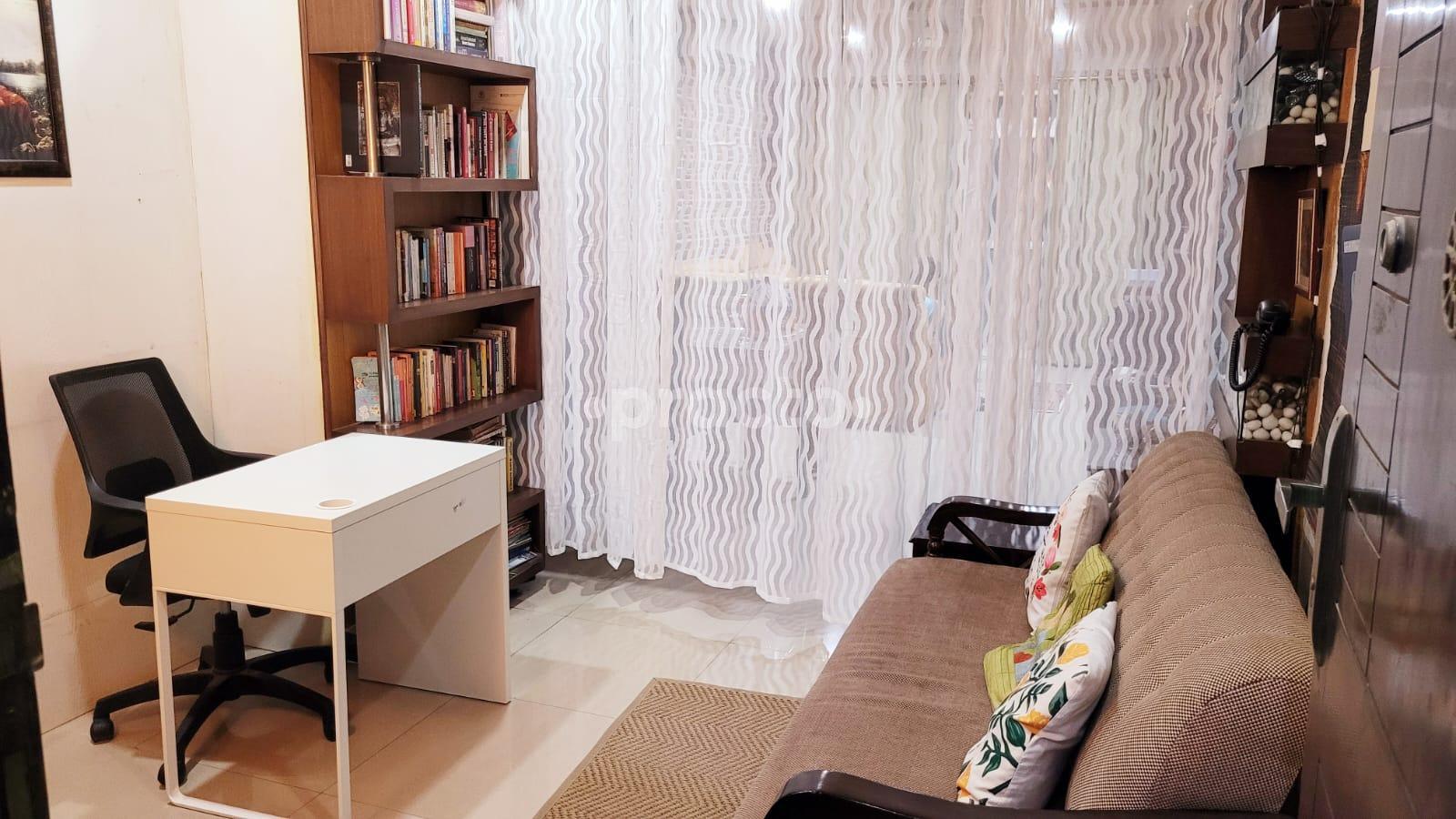 Monga Clinic Greater Kailash Delhi
