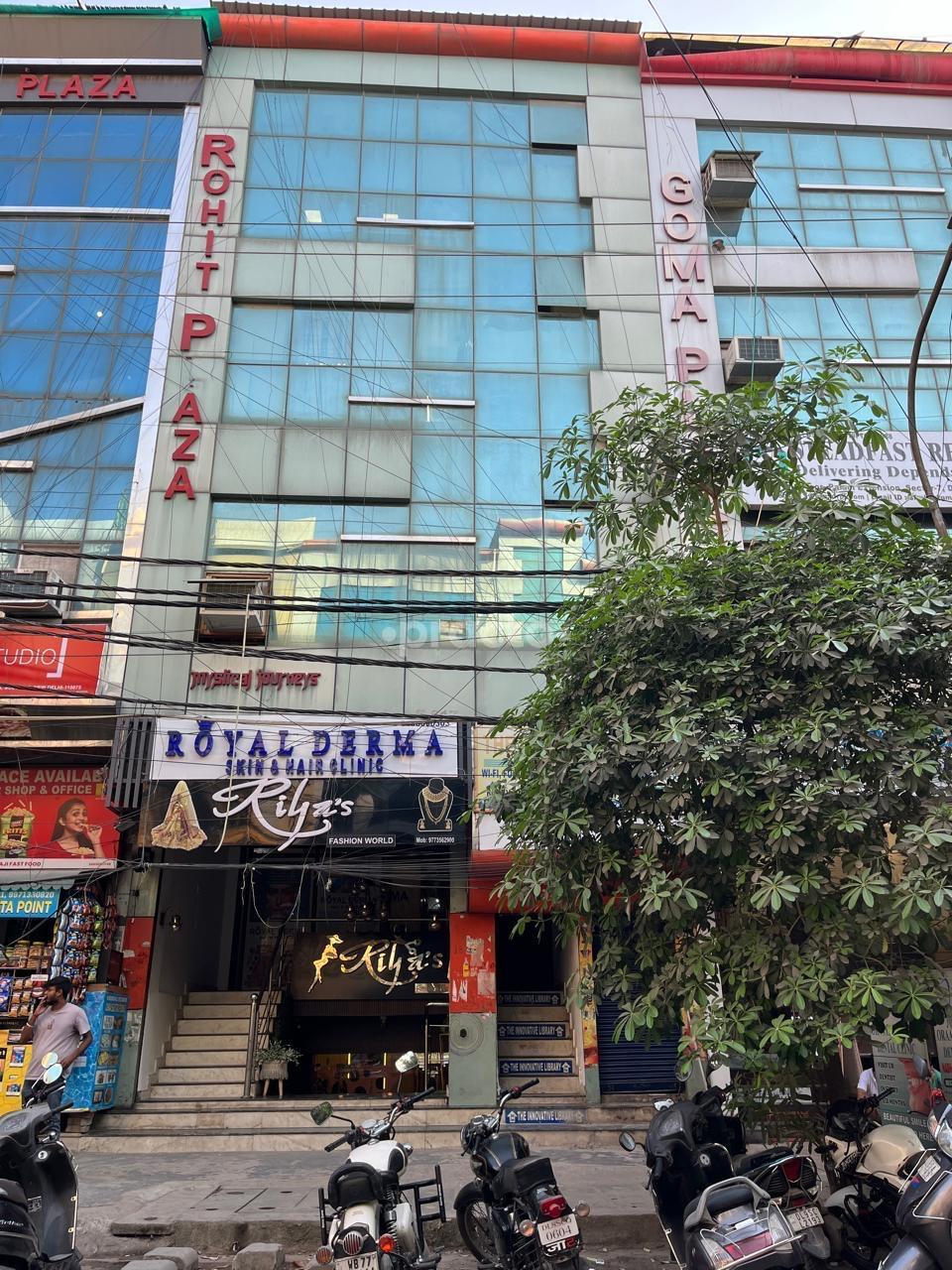 Outside Area at Royal Derma Skin & Hair Clinic Dwarka Sector 7 Delhi