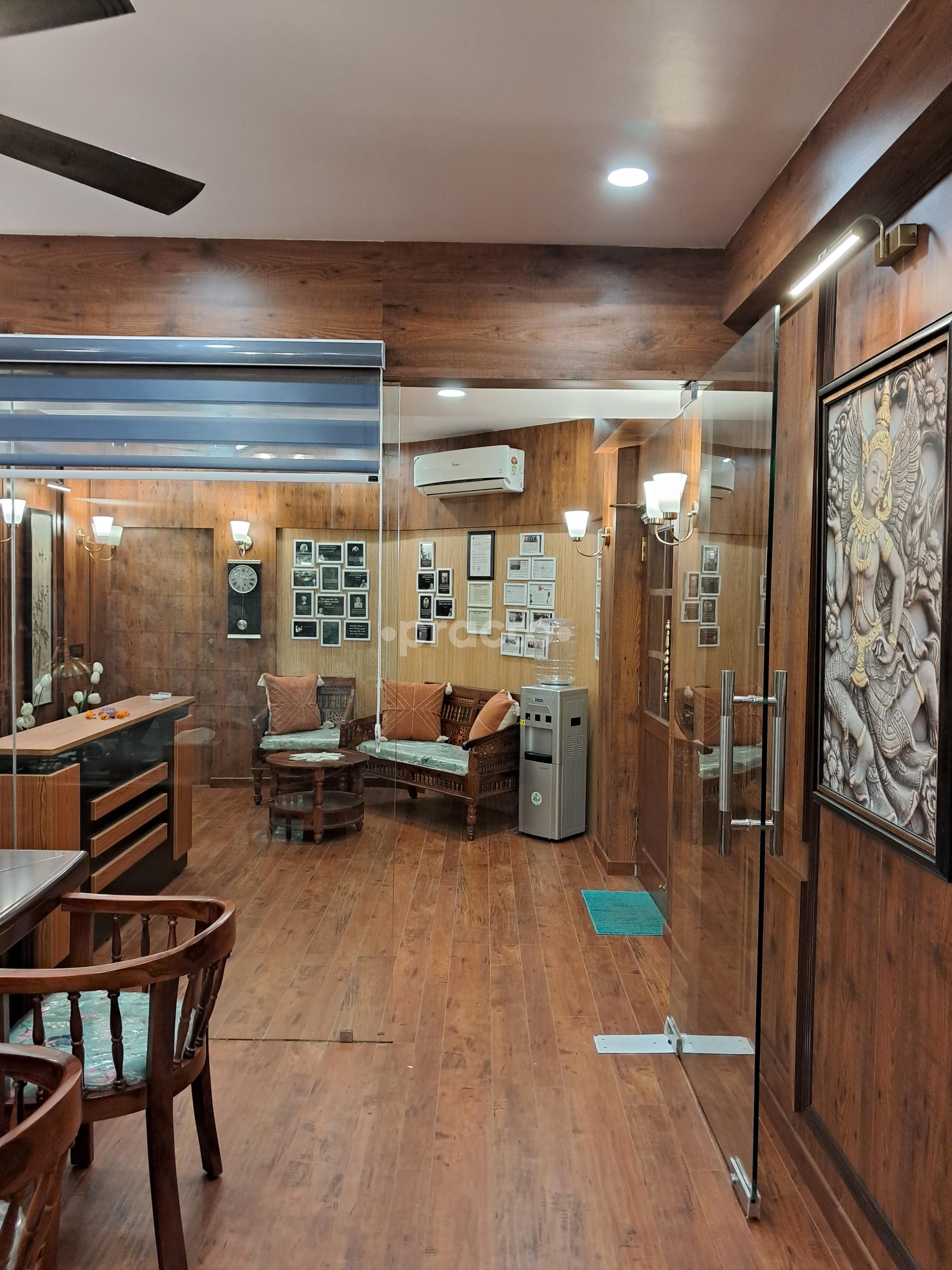 Consultation Room at Dr Manu's Psychiatric Care Mahanagar Lucknow