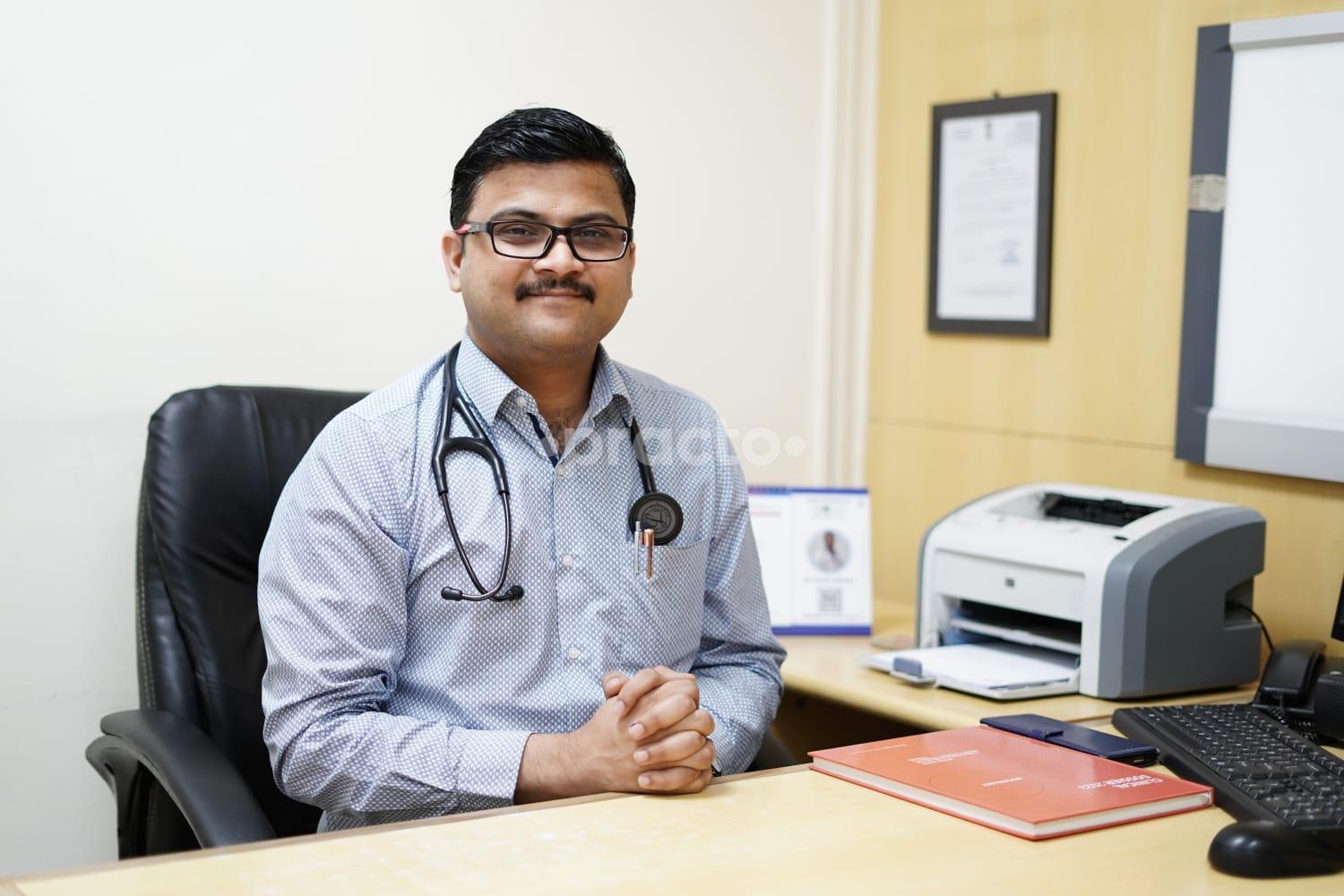 Consultation Room at Mishra Superspeciality Clinic Rohini Delhi