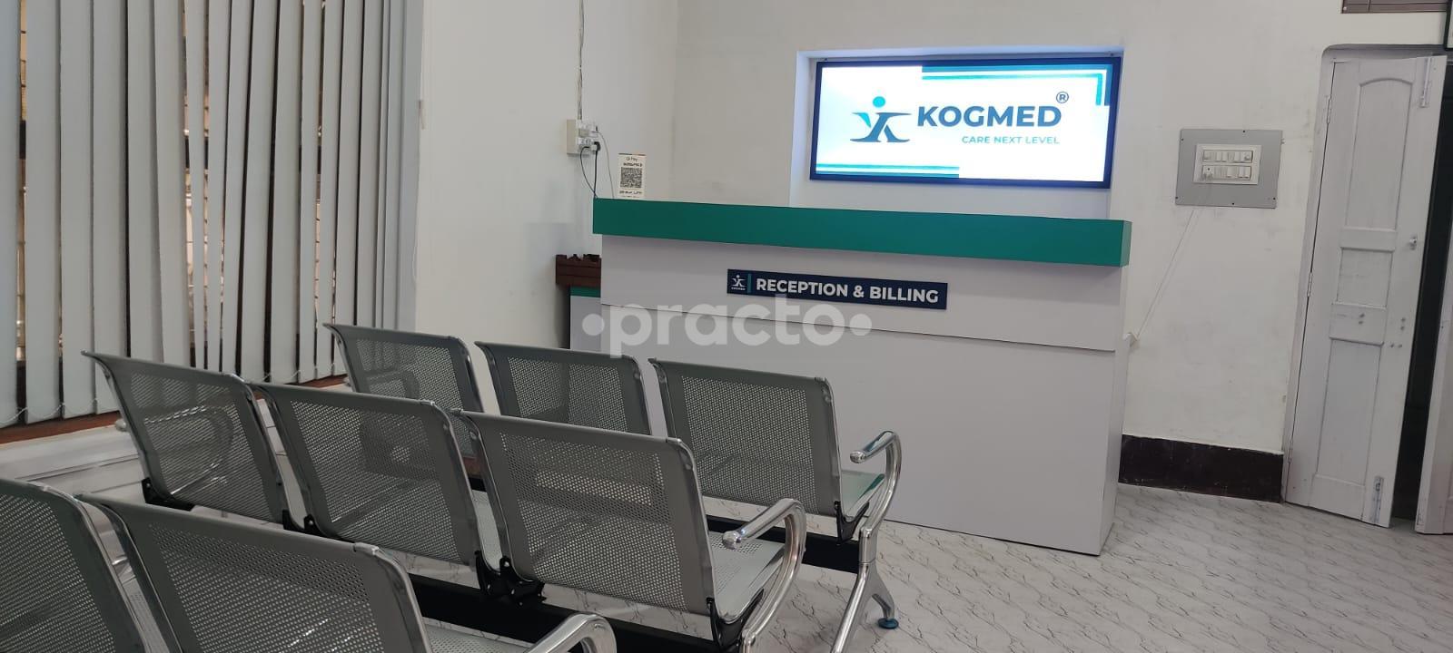 Reception Area at Kogmed Healthcare Durgakund Varanasi