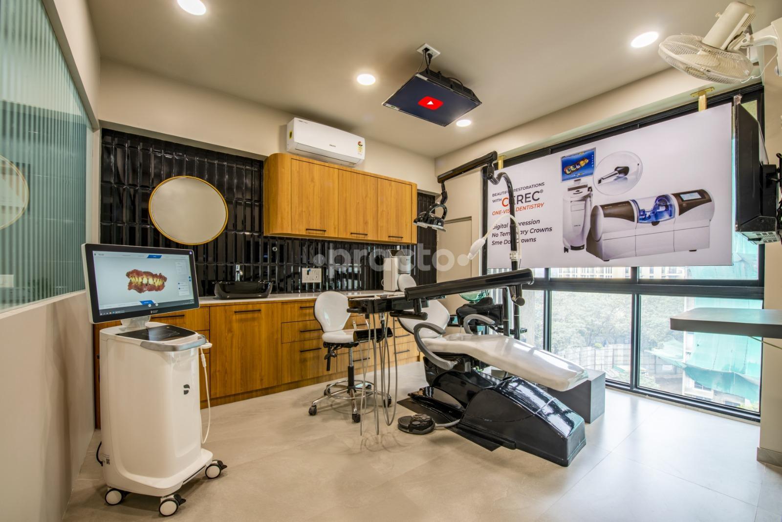 Operation Room at Dr.Ashwadhi's Multispeciality Dental Clinic Thane West Thane