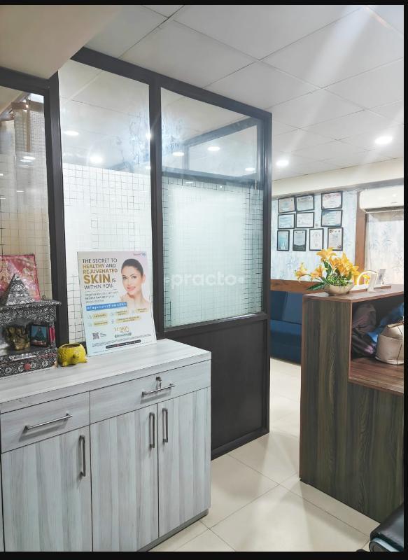 Beauty And The Cut Clinic Sector 104 Noida