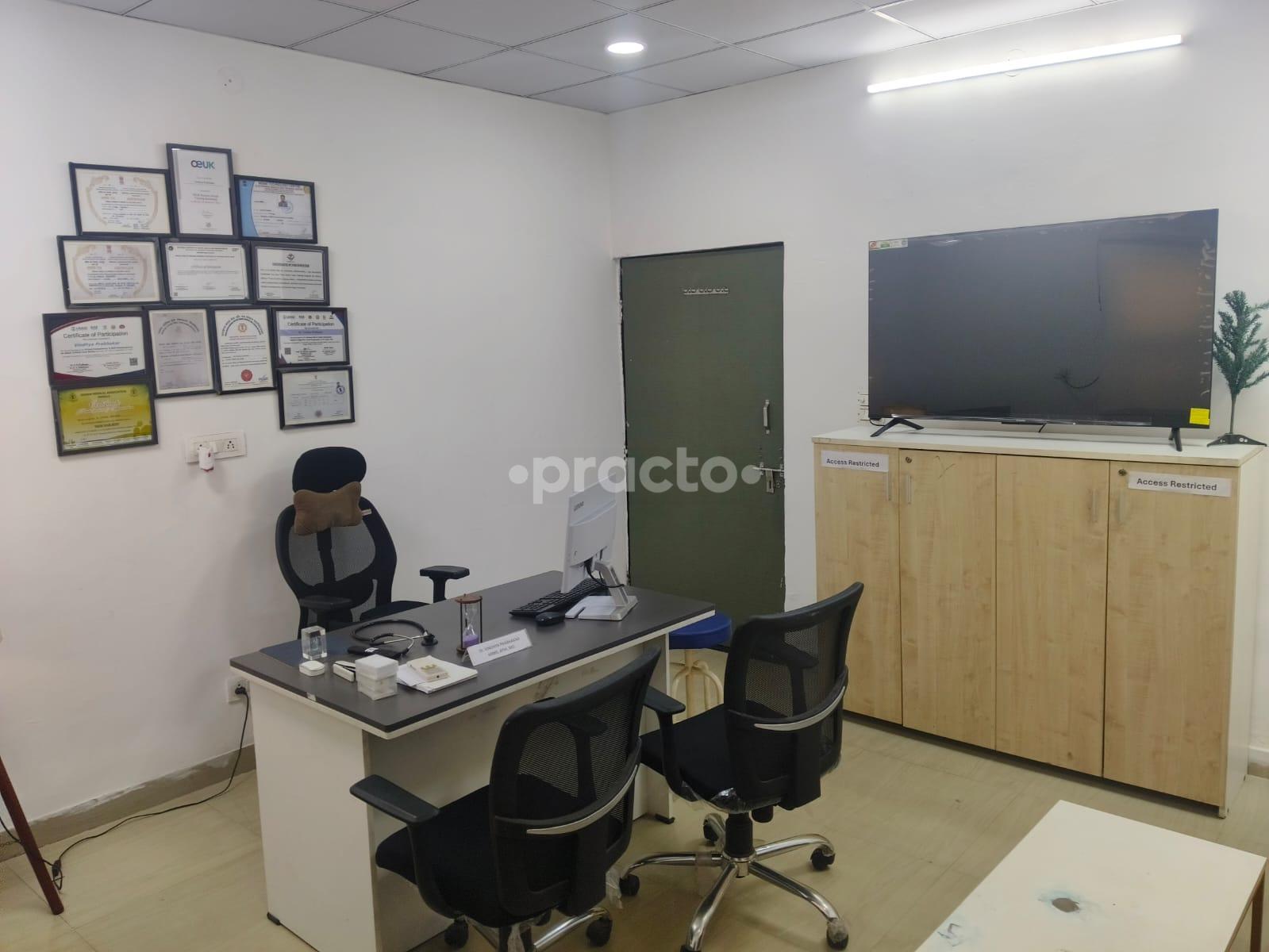 Consultation Room at Primo Vasu Healthcare Sector 116 Noida