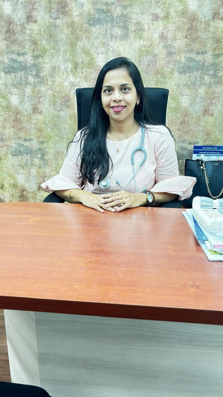 Dr. Pooja's Nutrifit Clinic Goregaon East Mumbai