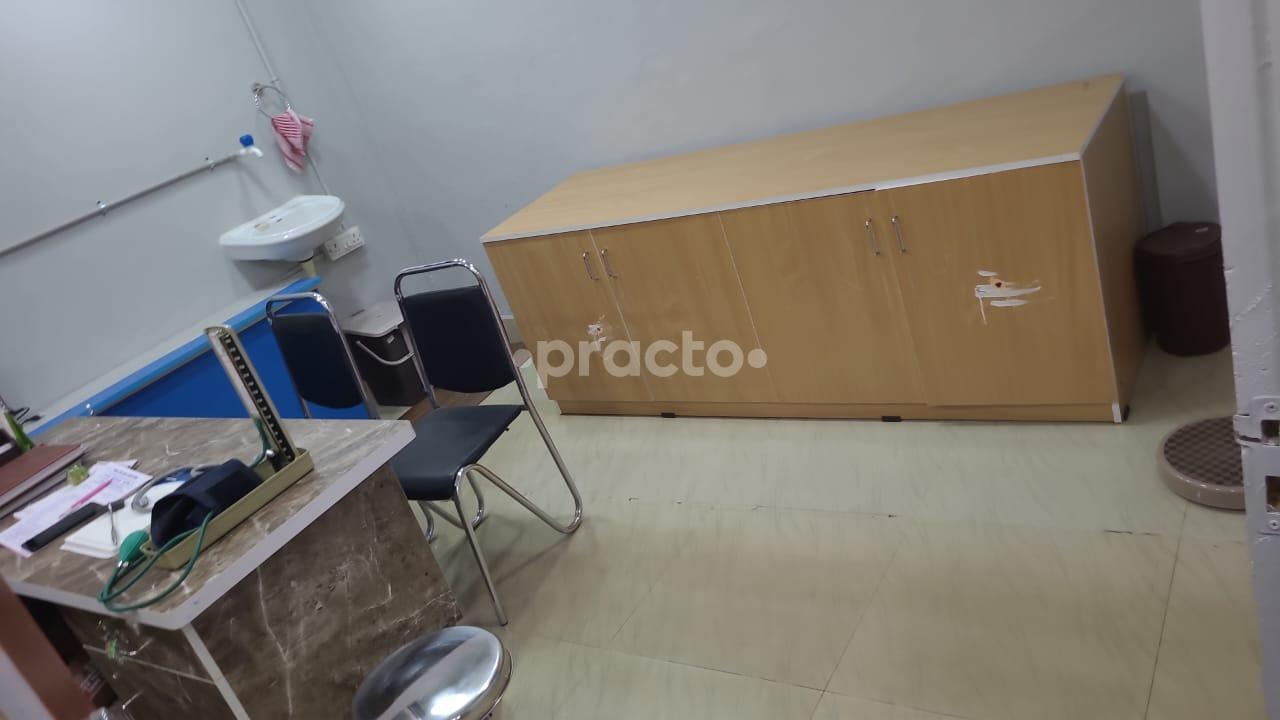 Sample Collection Area at Dr. Diksha Khanna Narang Clinic Pitampura Delhi