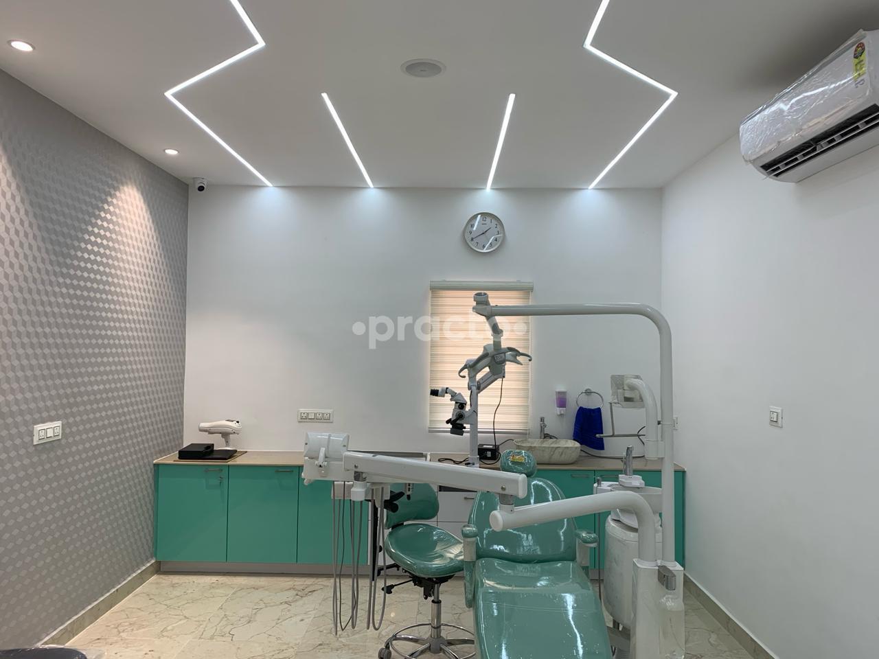 Consultation Room at Ace Dental Care Besant Nagar Chennai