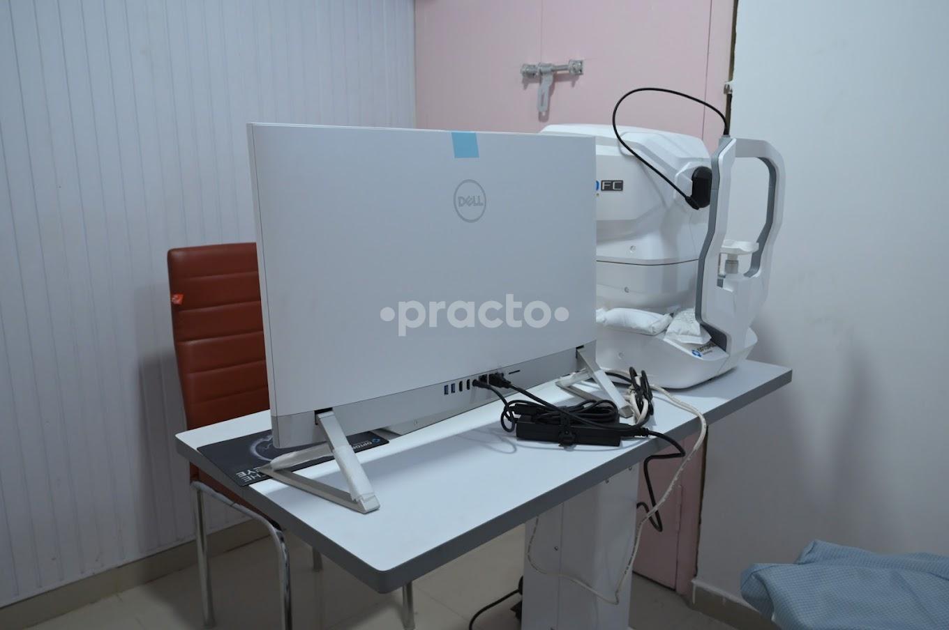Consultation Room at Eyeshine Eye Hospital Kankarbagh Patna