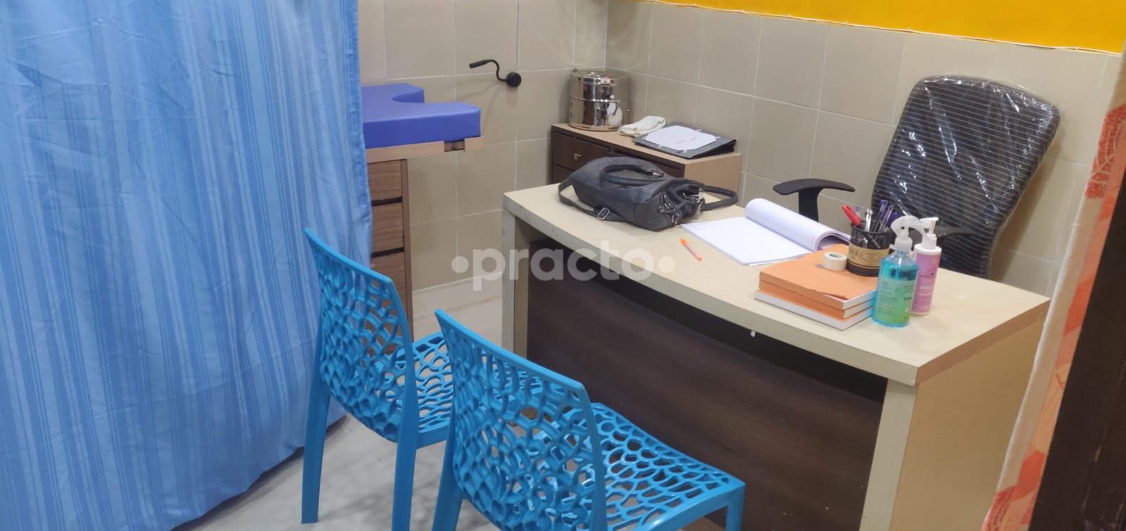 Consultation Room at Get Well Polyclinic Chitalsar Manpada Thane