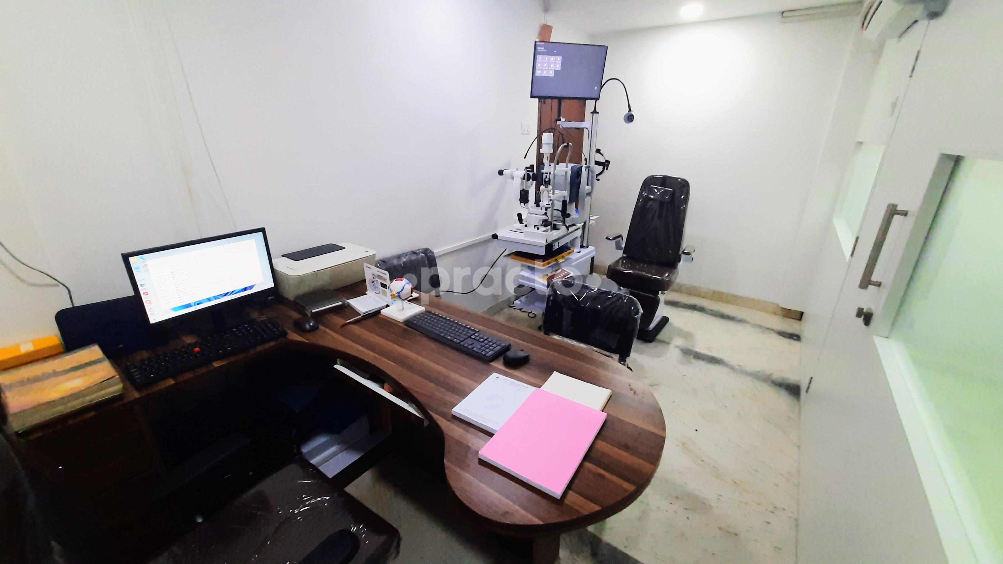 Consultation Room at Ajneya Vision And Healthcare Dahisar West Mumbai