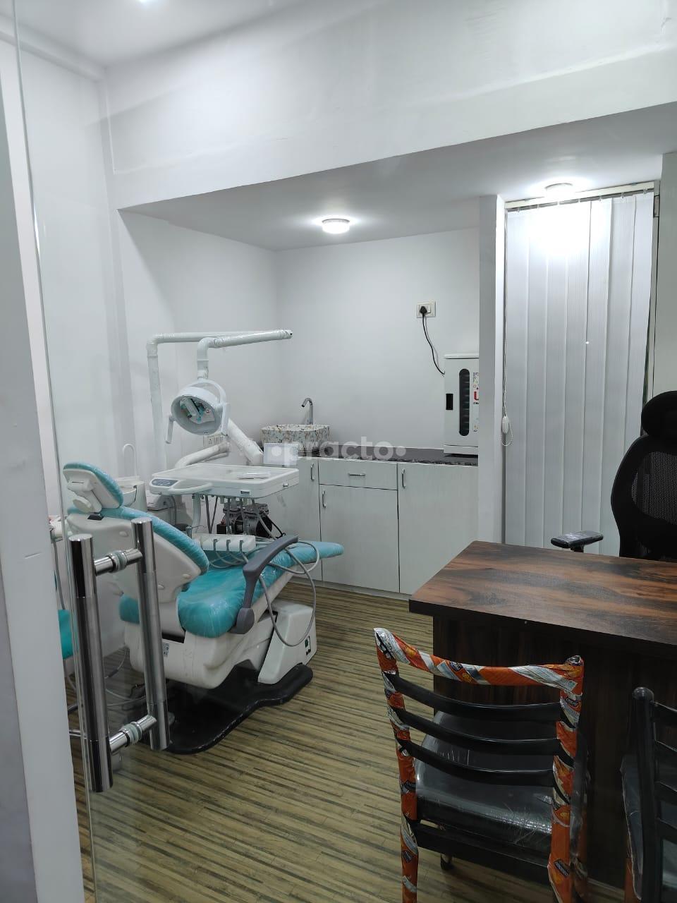 Consultation Room at Suhasya Complete Dental Care & Implant Center Airoli Navi Mumbai
