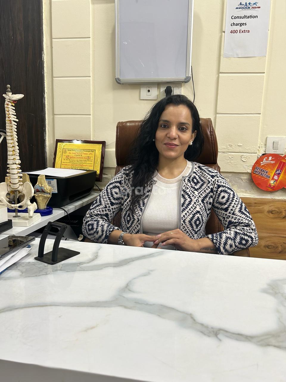 Consultation Room at Oneness With Pratibha Gurgaon Sector 57 Gurgaon