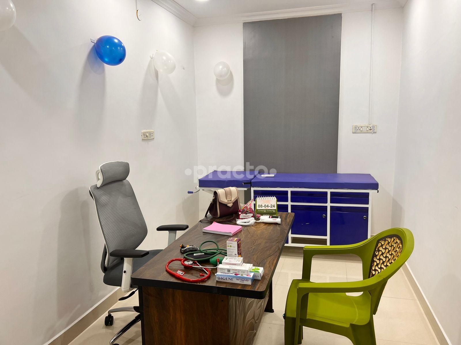 Consultation Room at Shree Clinic Thiruvanmiyur Chennai