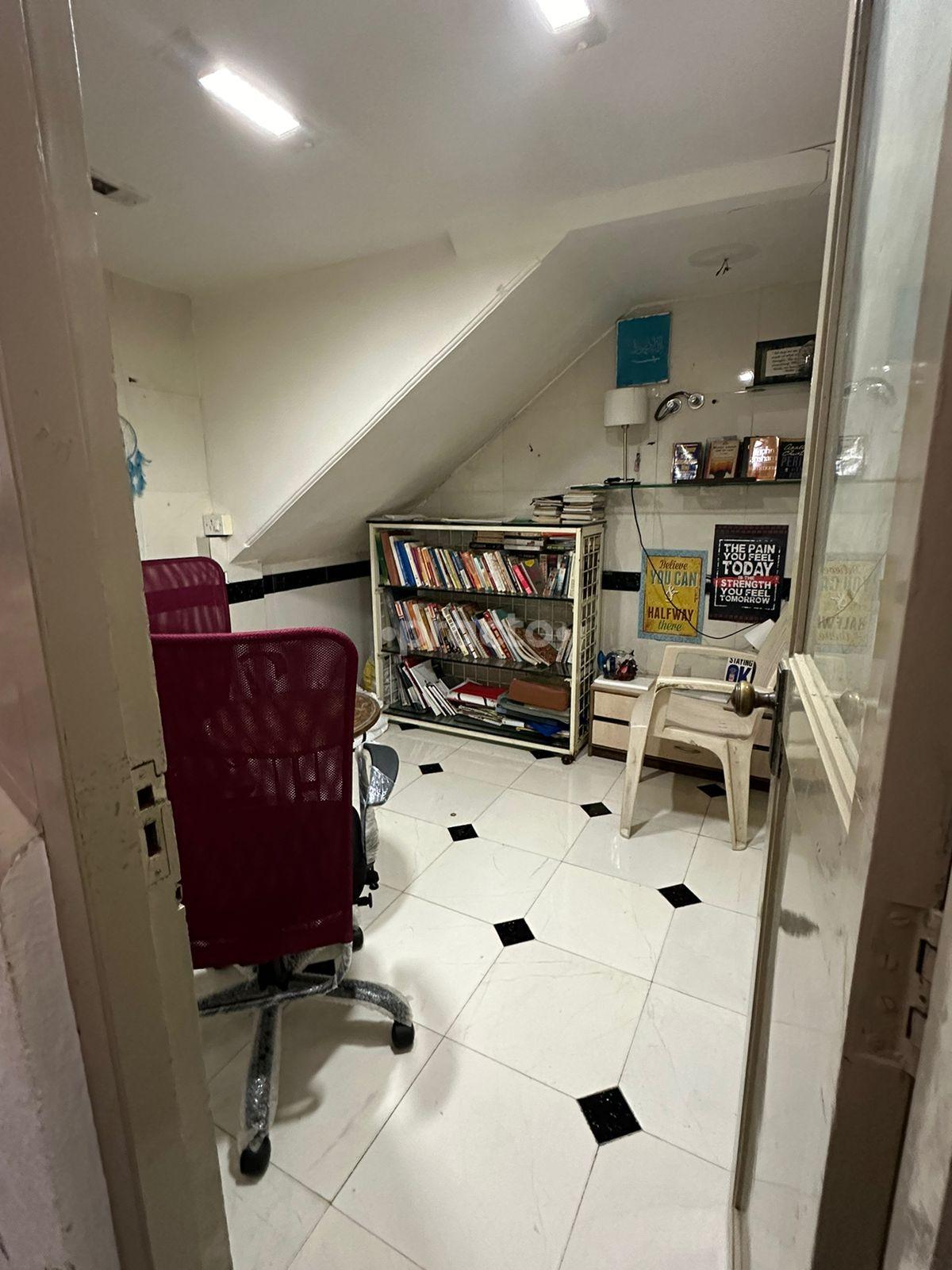 Waiting Area at Farah Ladiwala Clinic Bandra West Mumbai