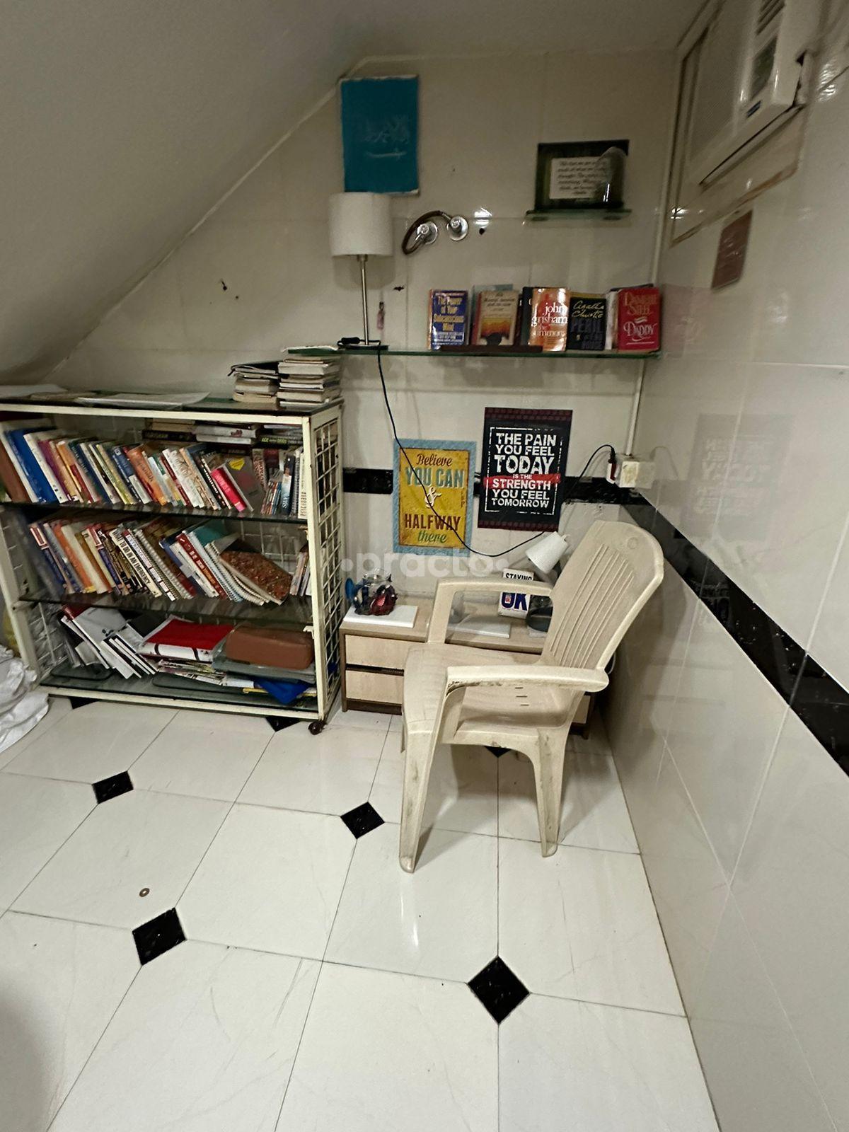 Consultation Room at Farah Ladiwala Clinic Bandra West Mumbai