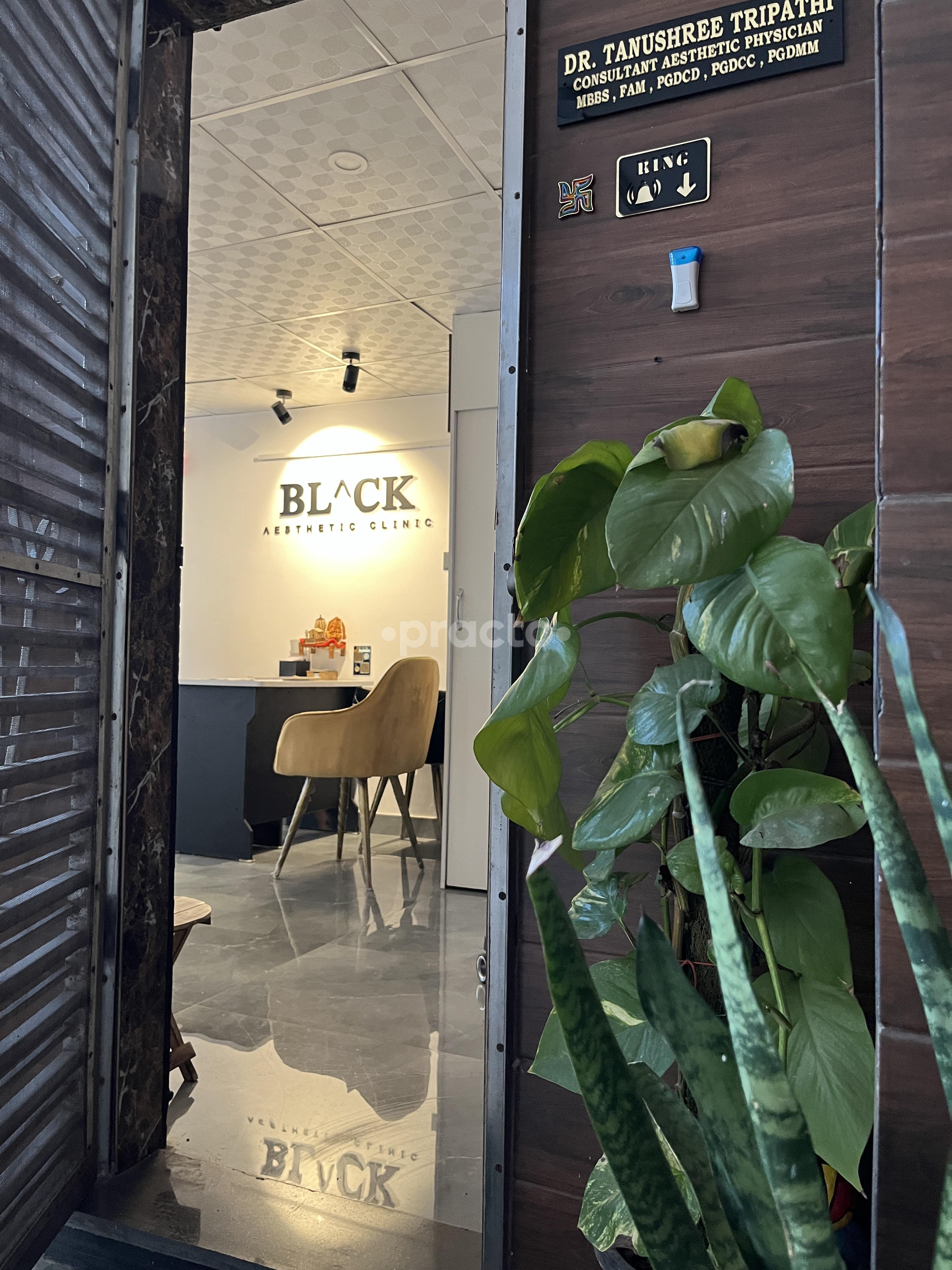 Outside Area at Black Aesthetic Clinic Vaishali Ghaziabad