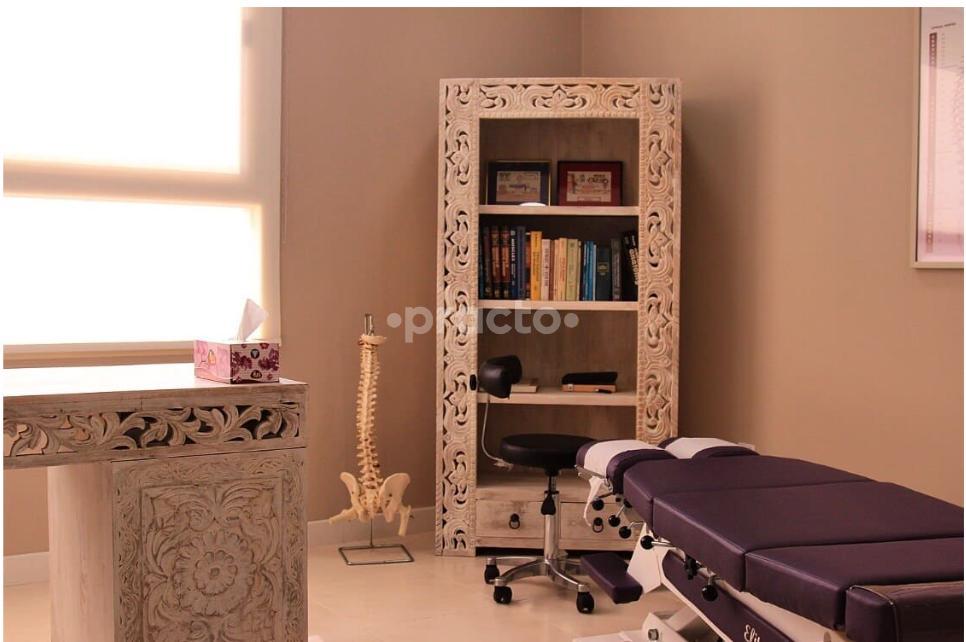 Canadian Wellness Centre Llc Al Manara Dubai