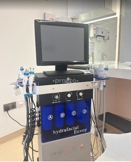 Drypskin Poly Clinic L.L.C Dubai Marina Dubai
