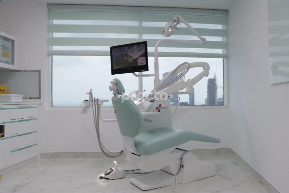Adalat Dental Holding B.V. (Dmcc Branch) Jumeirah Lakes Towers Dubai