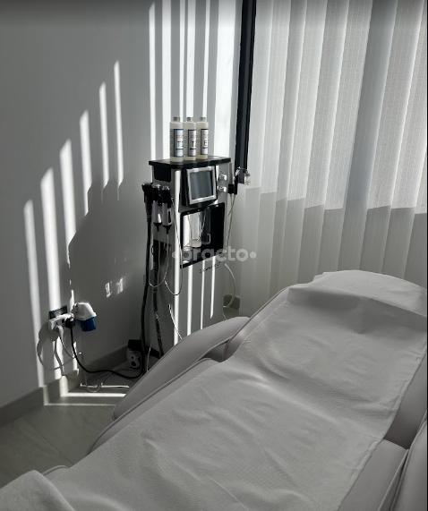 Janabelle Clinic L L C Al Bada'a Dubai