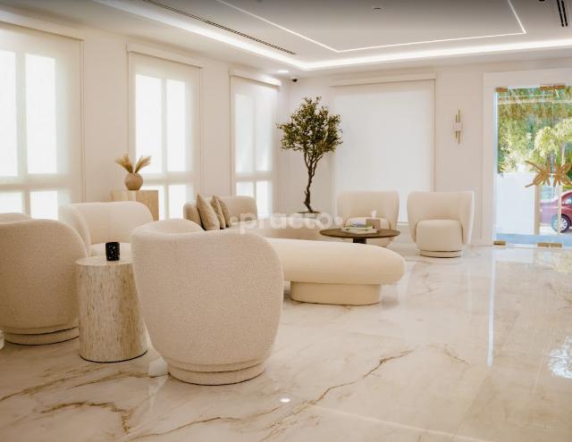 Roxana Aestetic Clinic Umm Suqueim 1 Dubai