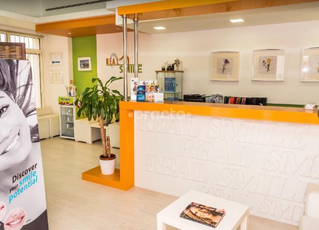 Real Smile Dental Clinic L L C Al Hudaiba Dubai