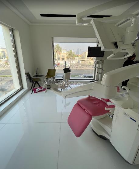 Duval Digital Smile Design Polyclinic Llc Jumeirah Dubai