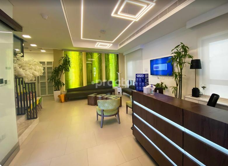 Lafamilia Medical Center Llc Al Barsha 3 Dubai