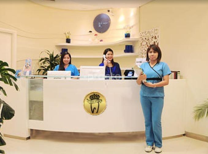 Dr. Khalid Al Najjar Dental Clinic Dubai Healthcare City Dubai