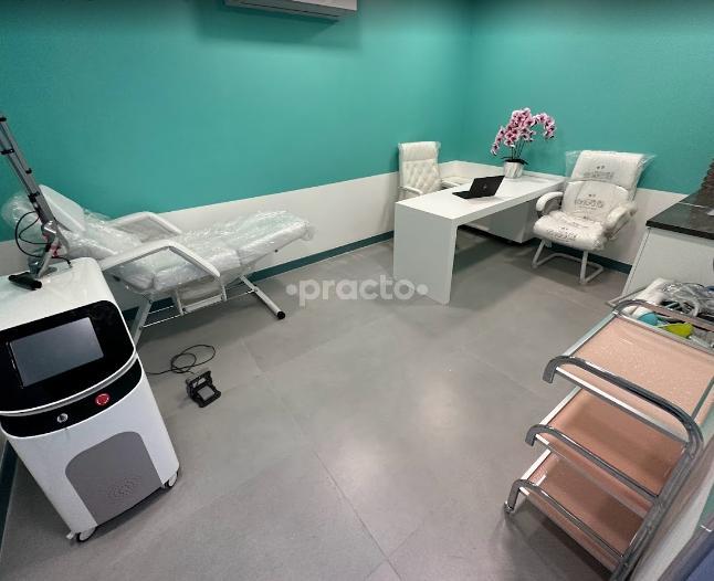 Cyrus Poly Clinic Al Bada'a Dubai