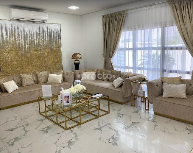 Cosmomed Alsharq Poly Clinic Umm Suqueim 1 Dubai
