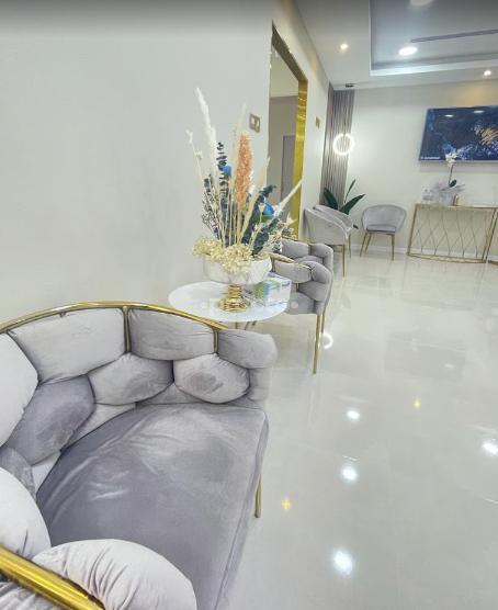 Renew Plus Poly Clinic Est Al Barsha 1 Dubai