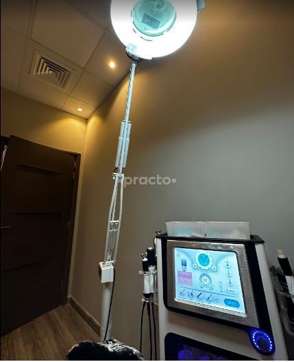 Cosmo Secrets Medical Centre L.L.C (Branch) Dubai Dubai