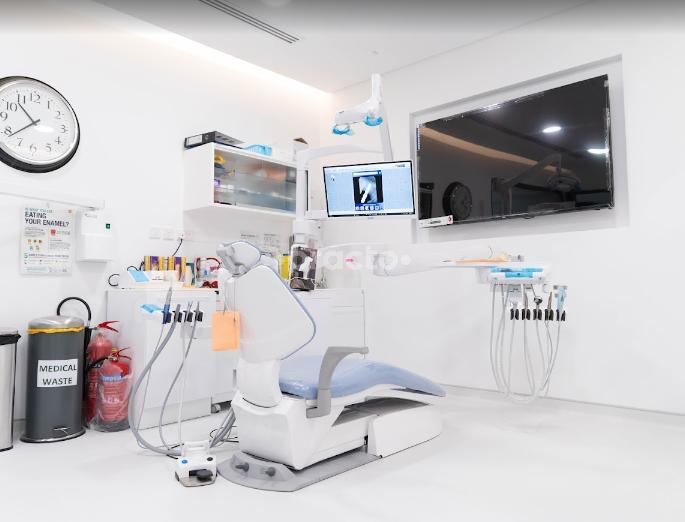 Al Dehyafa Specialized Orthodontic And Dental Clinic Branch Dubai Dubai