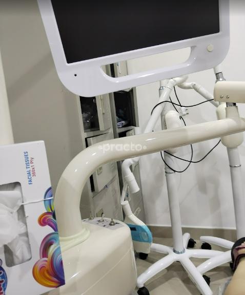 Hollywood Smile Dental Clinic Dubai Dubai